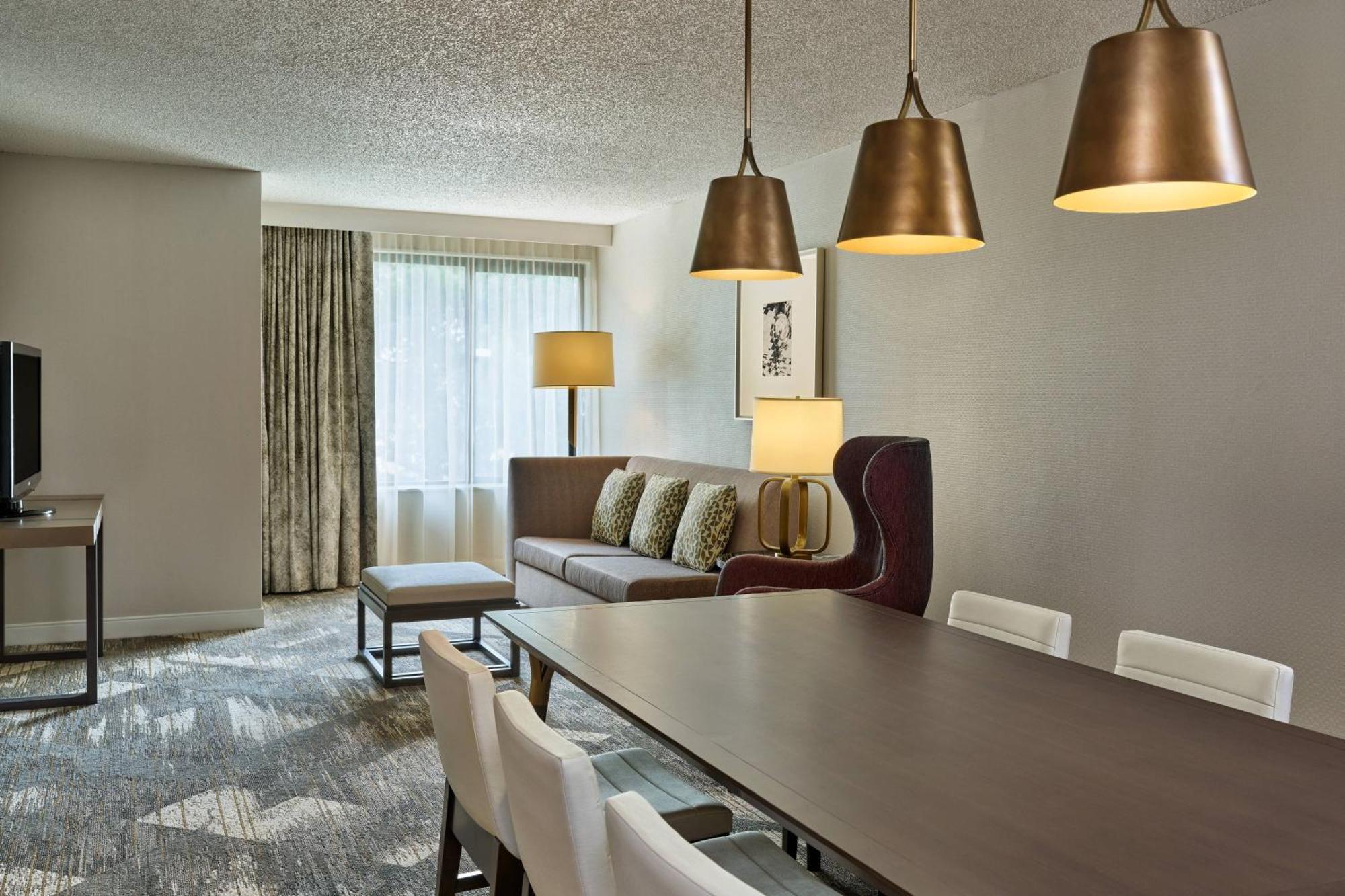 Sheraton Portland Airport Hotel Экстерьер фото