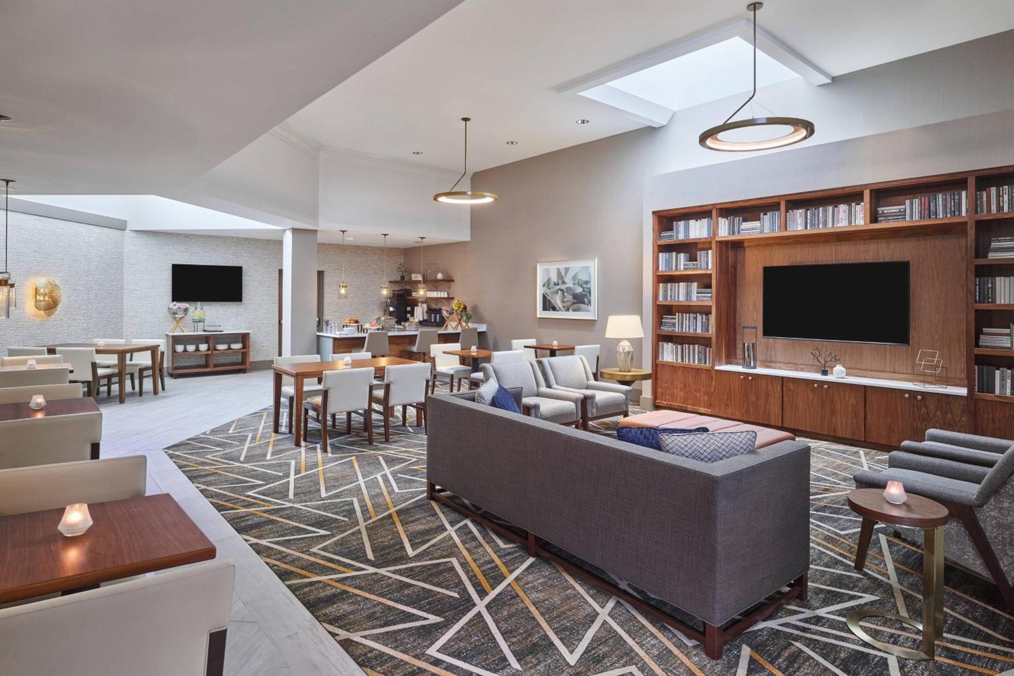 Sheraton Portland Airport Hotel Экстерьер фото