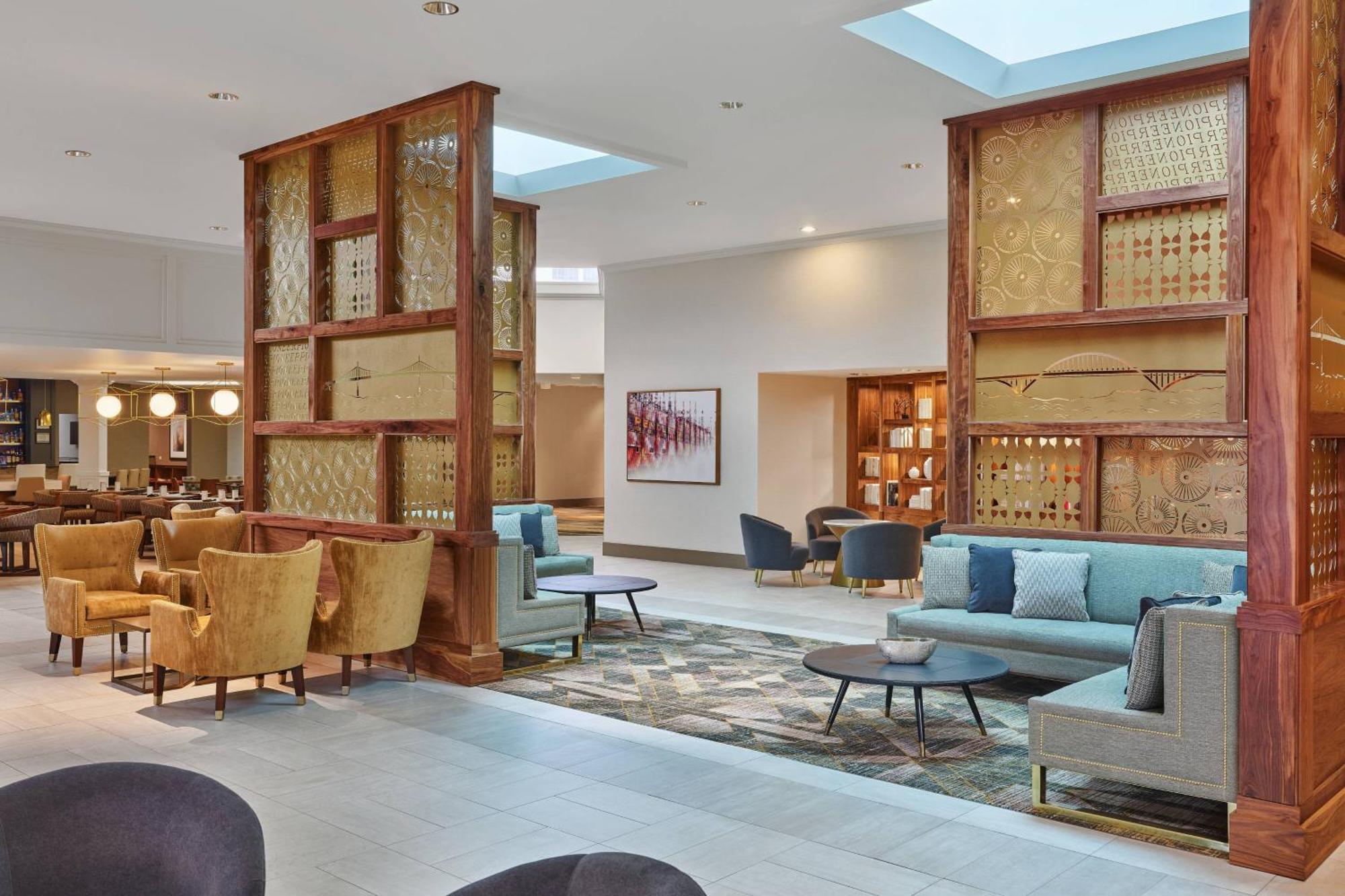 Sheraton Portland Airport Hotel Экстерьер фото