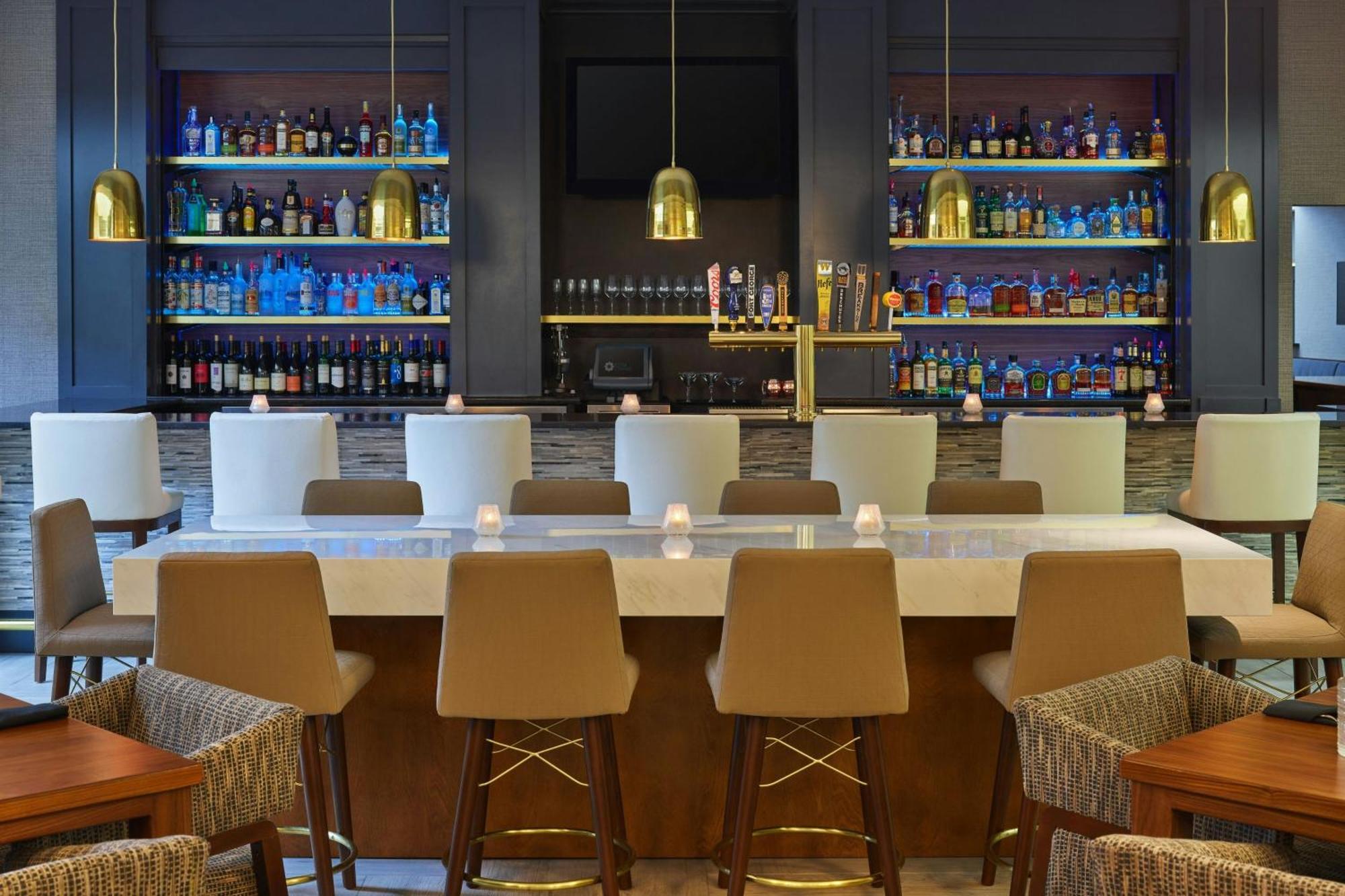 Sheraton Portland Airport Hotel Экстерьер фото