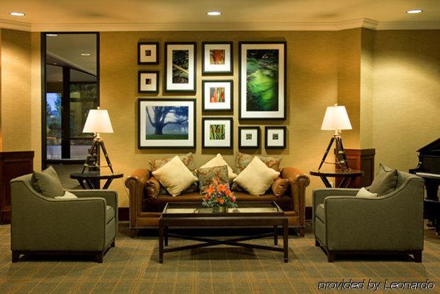 Sheraton Portland Airport Hotel Интерьер фото